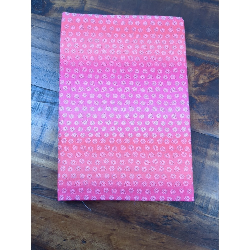 Shades of Pink Floral Fabric 2 Yards + 26" x‎ WOF